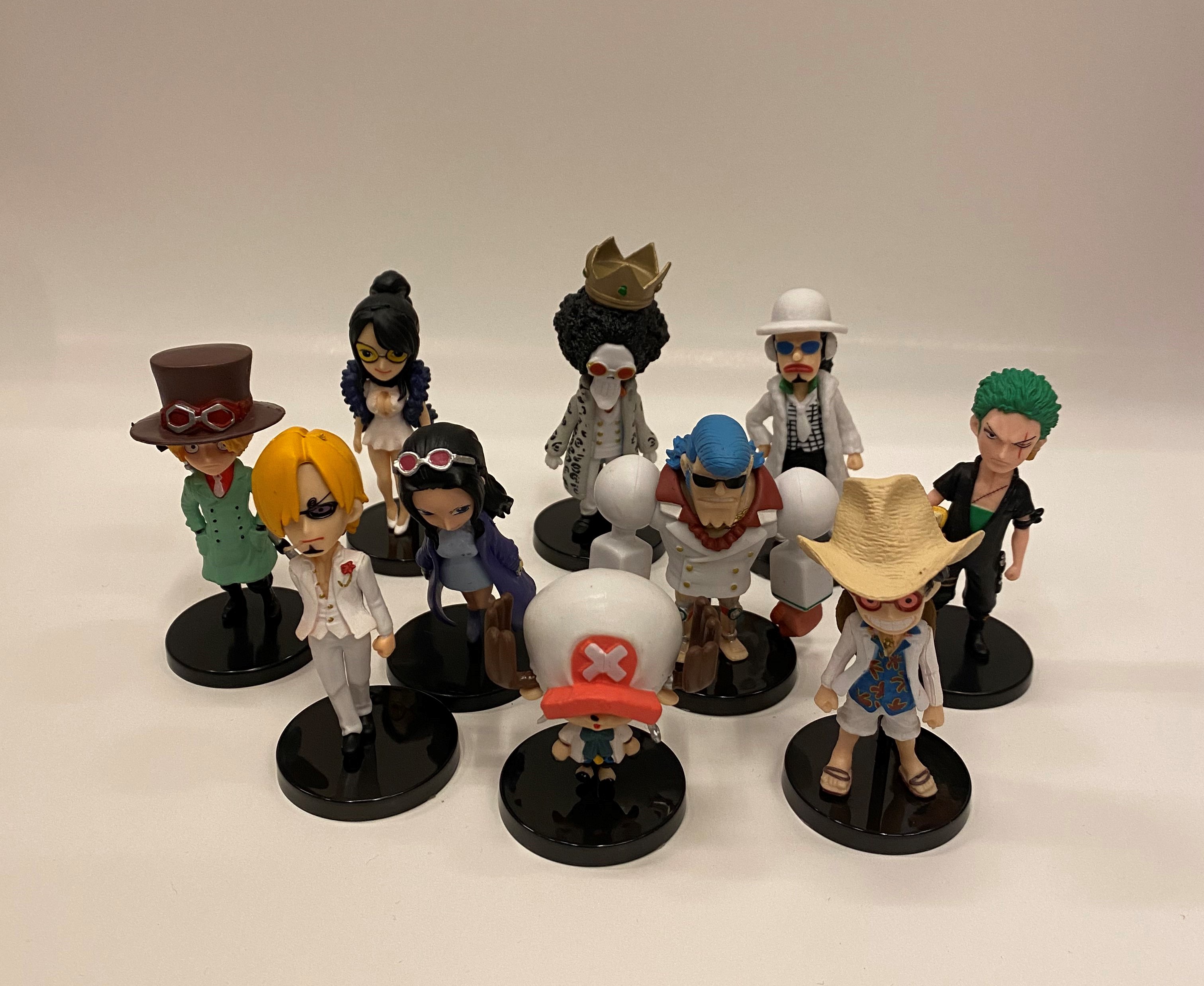 Small One Piece Figure - Black Base Small One Piece Figure - Black Base